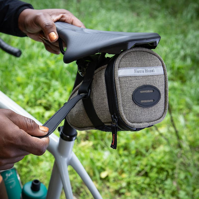 True Grit Handlebar & Saddle Bag Bundle